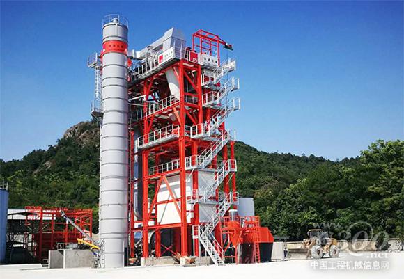 德基機械DGRE3000D整體式再生設(shè)備助力臨海道路養(yǎng)護