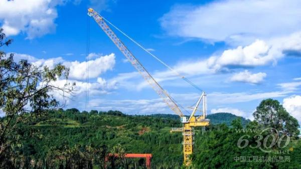 XGTL1600助建人類首座浮沉動力發電站