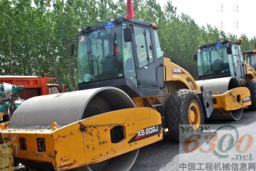 徐工 路面機械