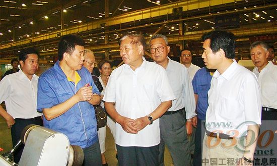 四位院士、專家齊聚徐工建言鐵路橋隧施工技術