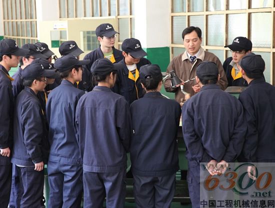全力打造“金藍領” 徐工高技能人才培養紀實