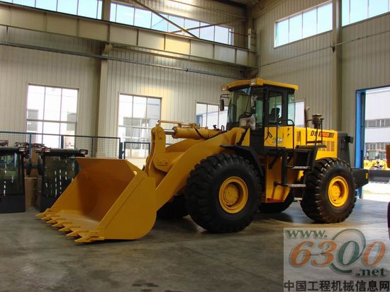德工 裝載機(jī) DG968  
