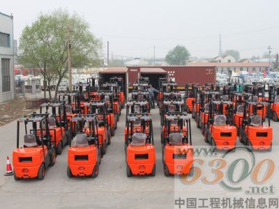 威肯叉車