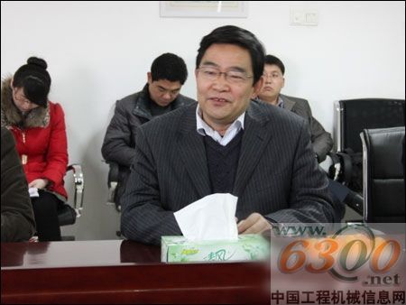 慶虎做重要講話
